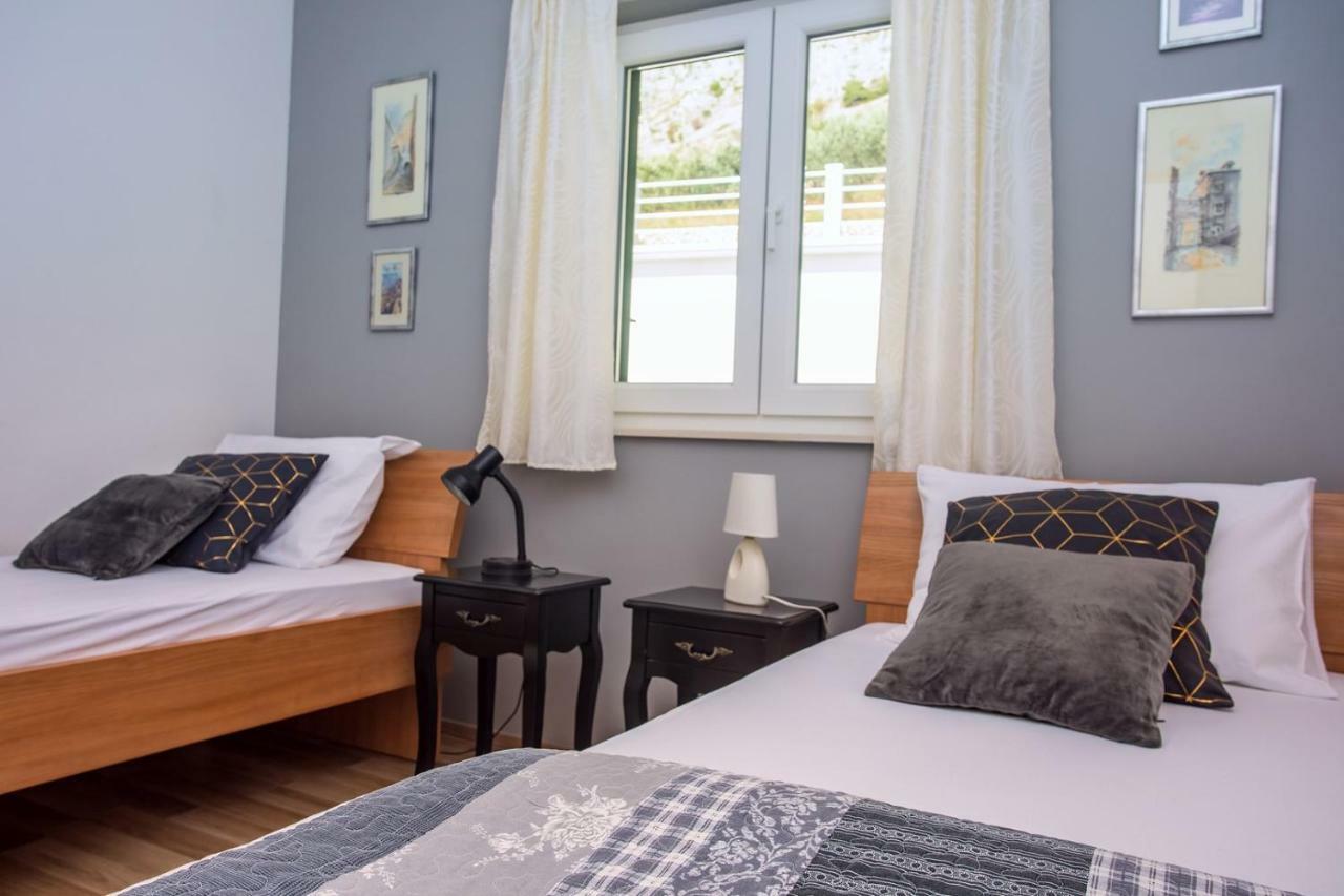 Villa Maslina, With Private 32M2Pool, Panoramic Views On 100Km Coastline, 12 Pax Lokva Rogoznica Exterior photo